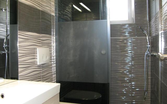 One-Bedroom Apartment in Banjol