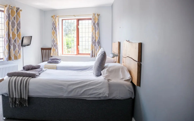 Mullions 51 B&B