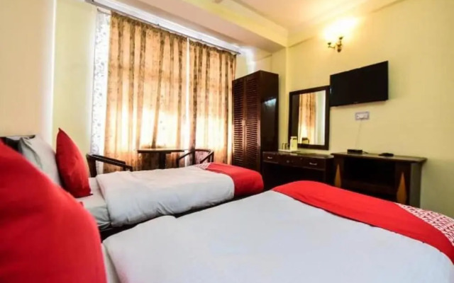 Anand Palace Hotel