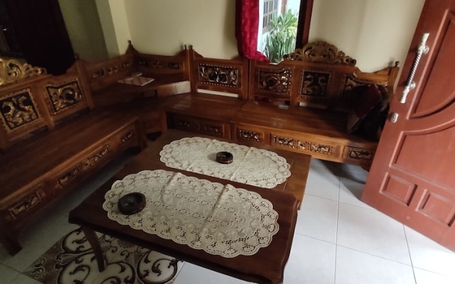 Homestay Pratiwi – Guest Rooms – Borobudur