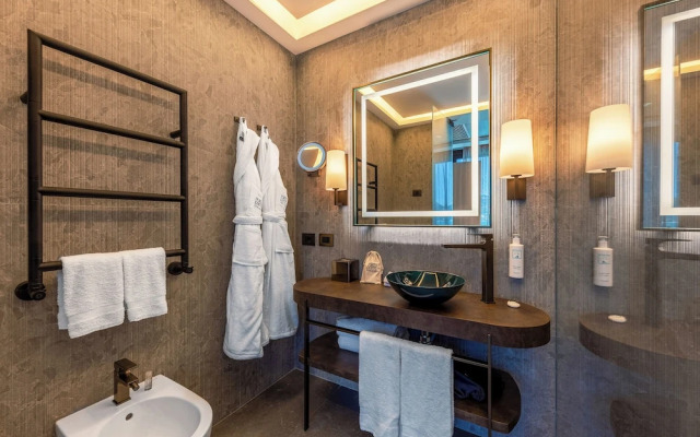 Porto Lotti Suite Hotel