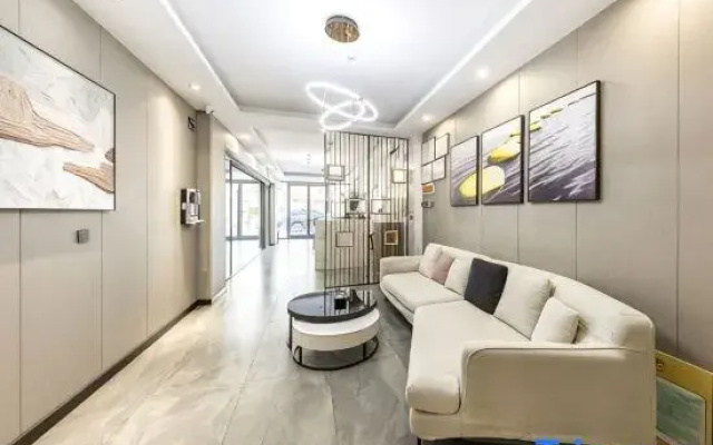 Time Yashe Smart Apartment (Linyi Taisheng Plaza)