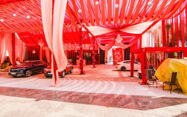 Fabhotel Prime Royal Maple