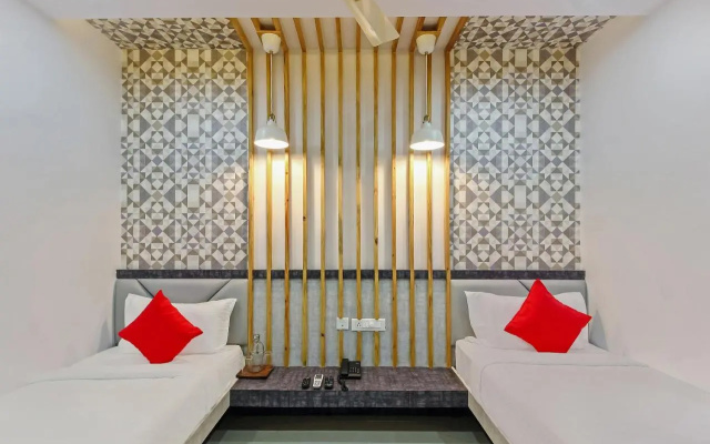 OYO 23322 Hoysala Inn