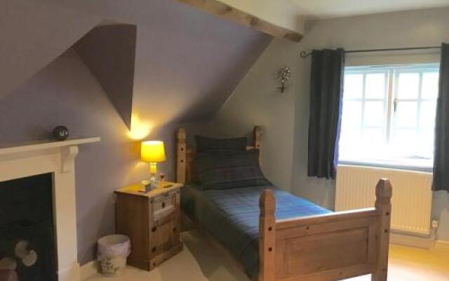 Worralls Grove Farm House Bed & Breakfast