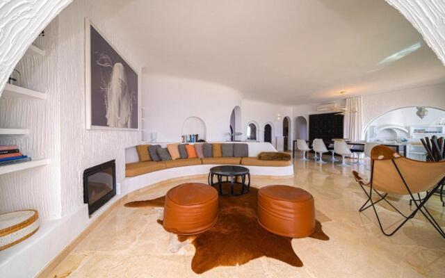 VERTIGO- Managed by Almarina