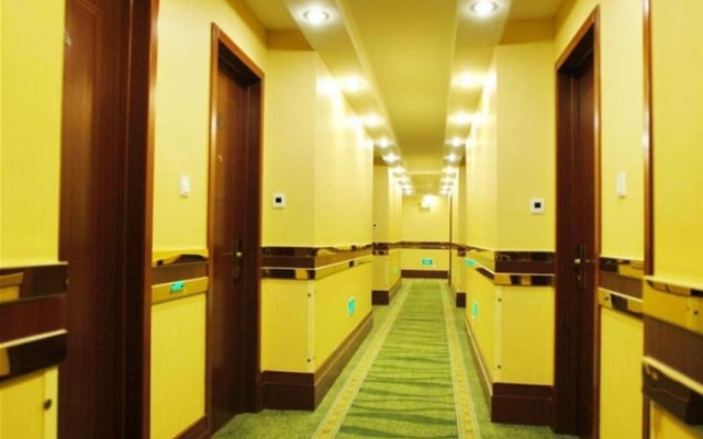 GreenTree Inn  Zhenjiang Dashikou Express Hotel