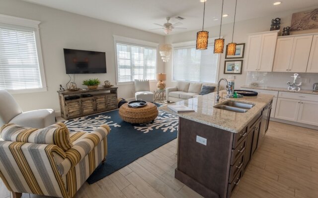 Tiki Beach Apartment 6