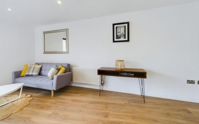 The Battersea Sanctuary - Classy 1bdr Flat With Terrace