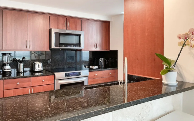 Miami Vacation Rentals - Coconut Grove