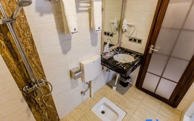 Yinheng Business Hotel