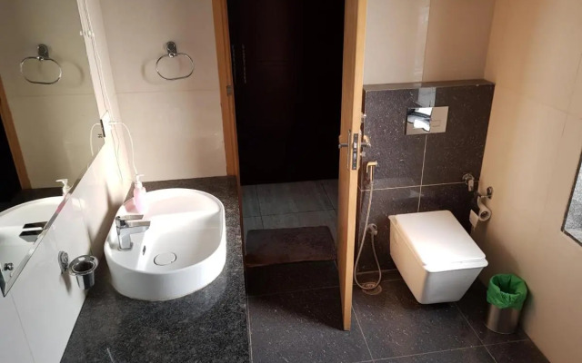 BlueNeck Sec 47 near Medanta -The Medicity' Gurugram