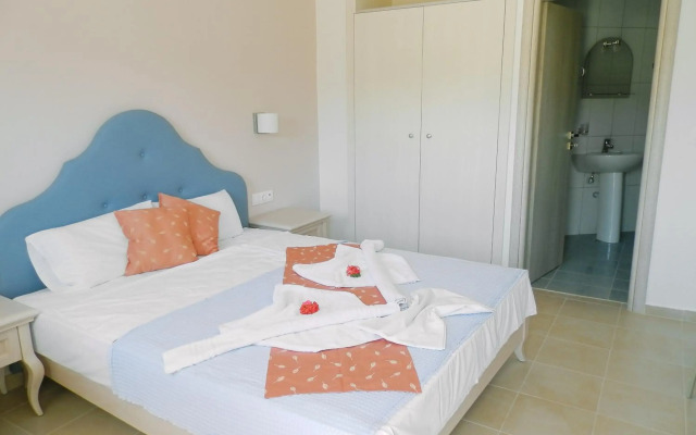 Ormos Atalia Aparthotel