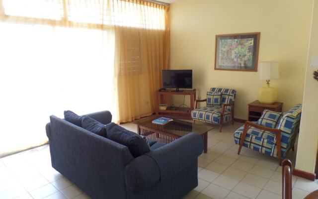 Miramar Villas