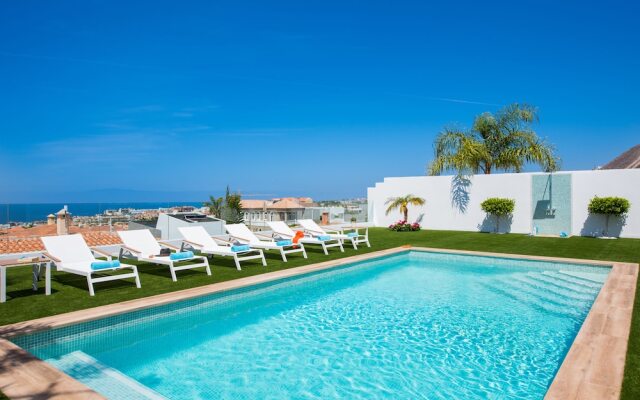 Villa Valentina Ocean View Heated Pool