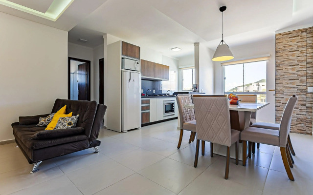 Apto com suíte ótima localização Ingleses TER301