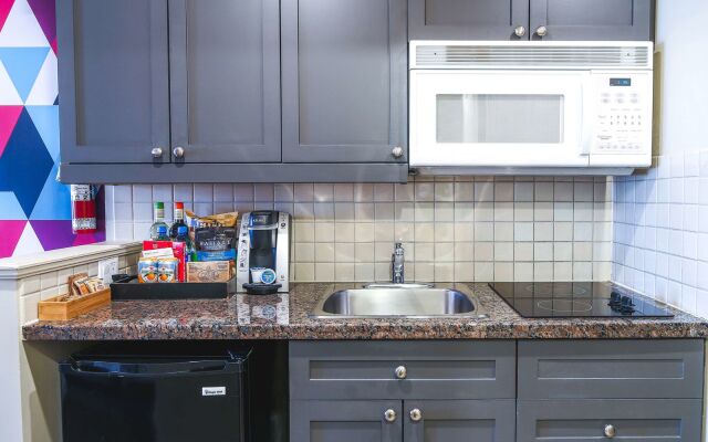 Summit Lodge Boutique Hotel