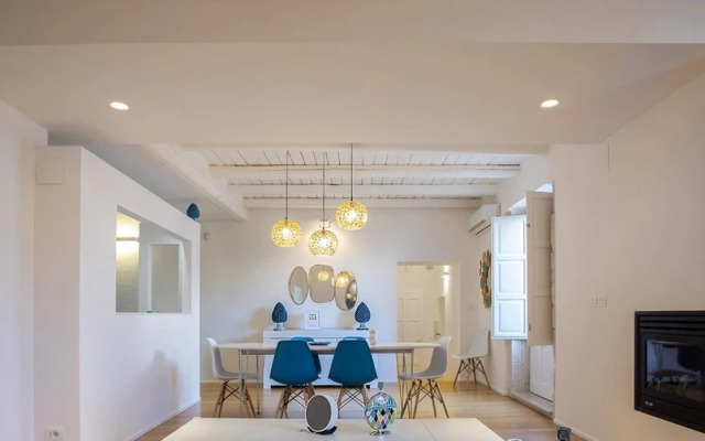 Mirror Apartment With Seaview Terrace