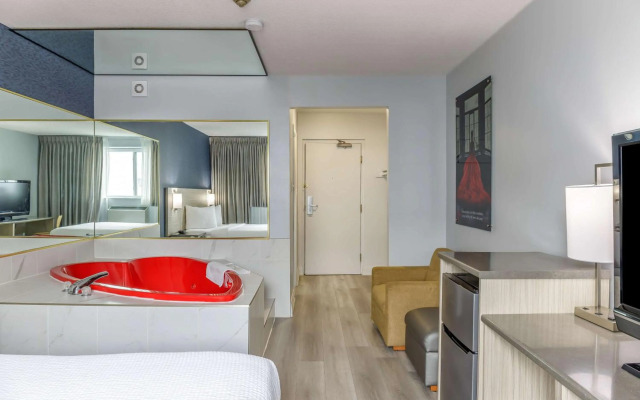Motel 6 Niagara Falls, ON – Near the Falls