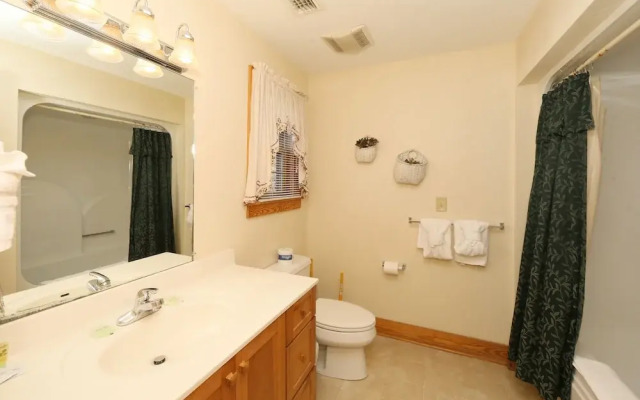 Briarstone Lodge Condo 13A - Two Bedroom Condo