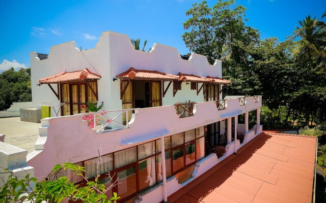 White House Hotel Kosgoda