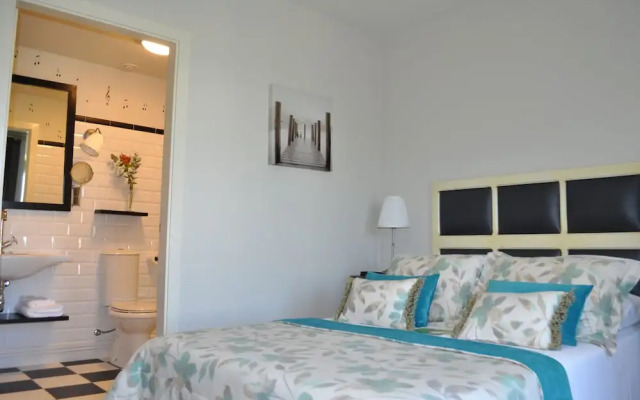 Enoturismo y Bodega Lagar de Costa