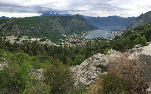 2 Beds, Fjord Panorama and Pool in Dobrota