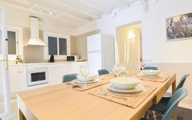 MIRADOR 3 Bedroom Apartment Port Vell