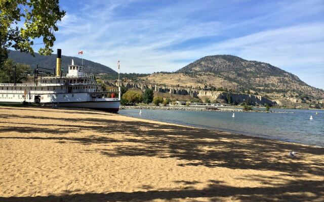 Golden Sands Resort Motel