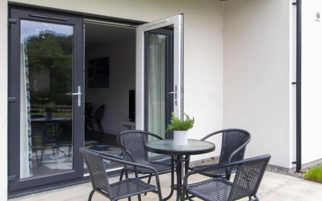 Spacious 2 Bedroom Modern Apartment in Inverness
