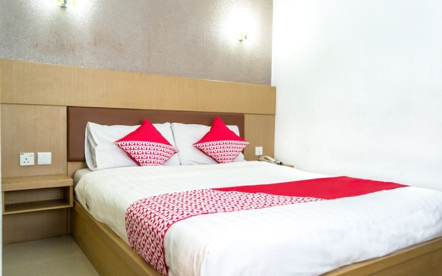 OYO 664 Romance Hotel – Guest Rooms – Batam