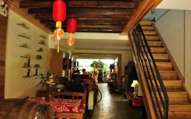 Bingdao Huayue Inn
