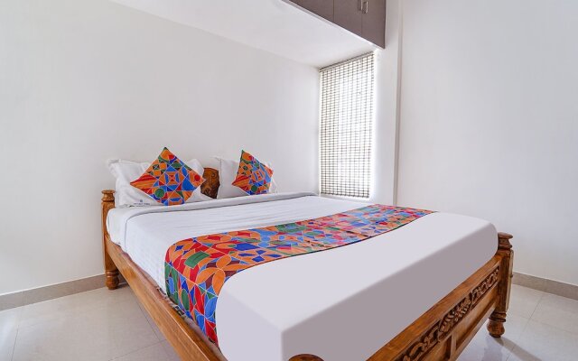 Fabhotel Snow Drop