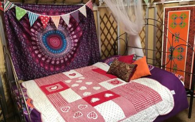 Yourtes de Barousse Hebergement Insolite