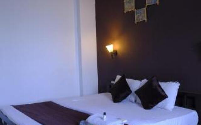 Spot On 43967 Namaste Guest House