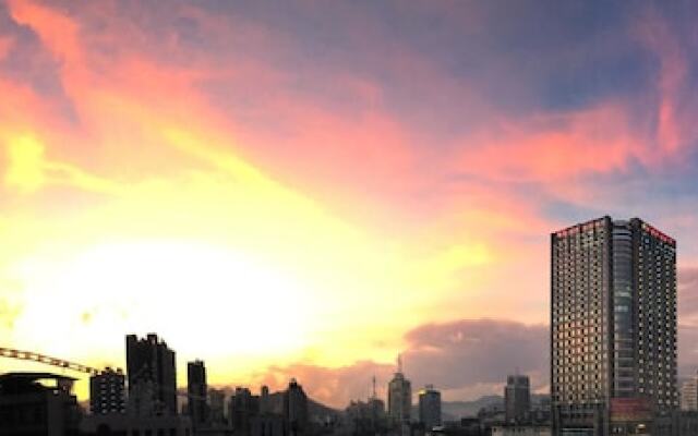 Ramada By Wyndham Longyan
