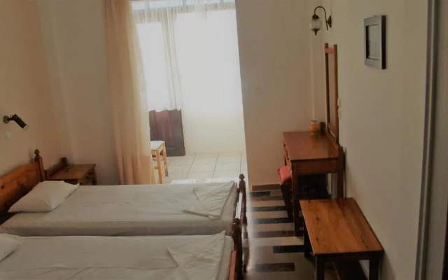 Notis Hotel