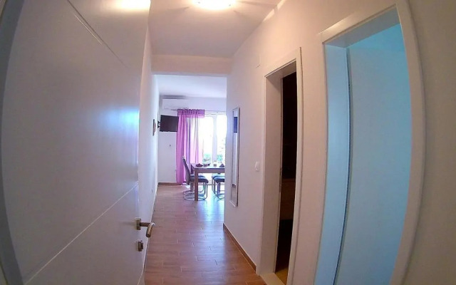 Apartments with a parking space Podaca, Makarska - 15475