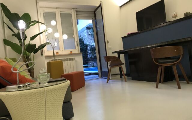 The Pool House Suite