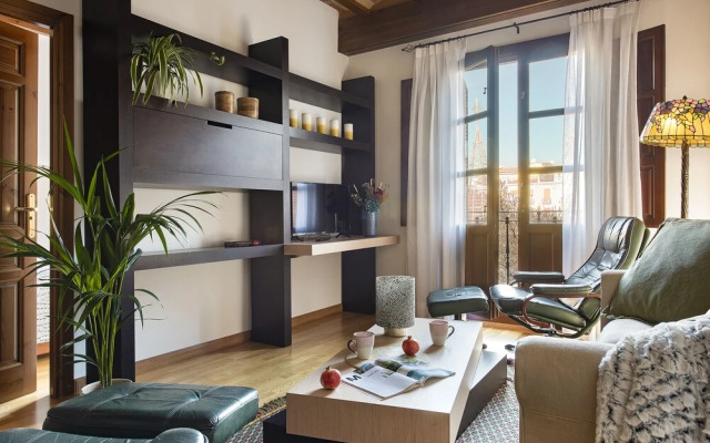 Stylish 2bds Apartment Amazingly Located. Bib Rambla