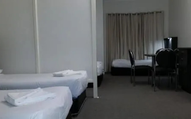 Town and Country Motel