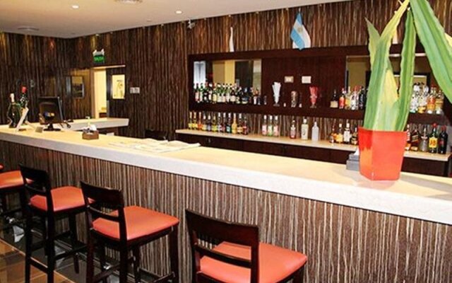 Howard Johnson by Wyndham Chilecito Hotel & Casino