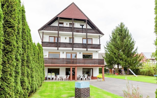 Large Group House in Hesse With Common Room, Terrace, Garden - Ideally Situated