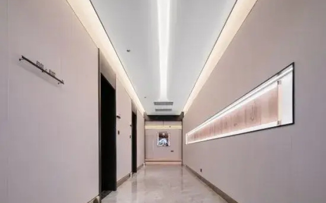 Moshang Light Luxury Hotel (Yichang Yigui Branch)