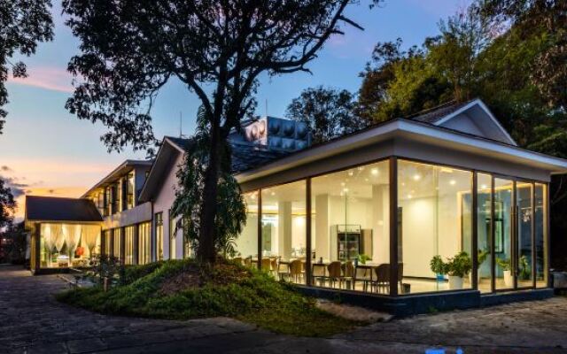 Pu'er Tea Garden Resort Hotel(Pu'er Tea Expo Garden)