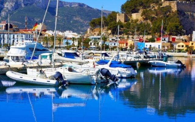 Denia Deluxe Beach & City