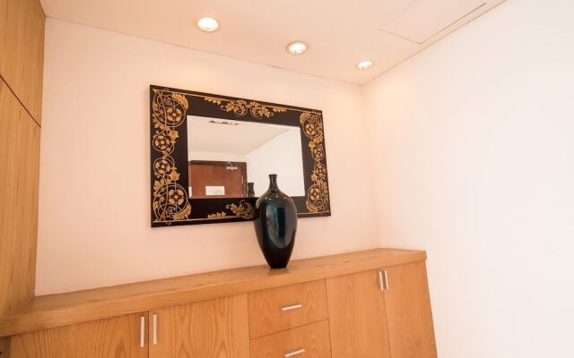 Luxury Penthouse 4BRS City Centre