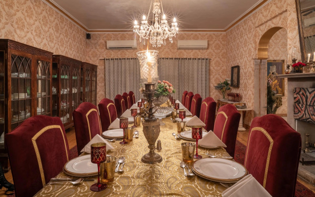 Srinivas - The Royal Residence