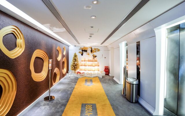 Guangzhou Planet Hotel