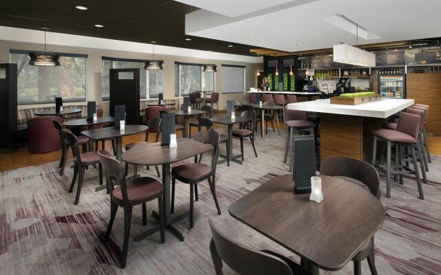 Courtyard By Marriott Portland Hillsboro
